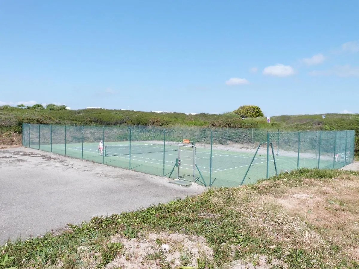 Ty Trugar T2 Classe 3 Etoiles Face A L'Ocean Piscine Tennis Guidel 0*,